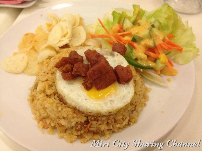 Spicy Pork and Lucheon Meat Fried Rice