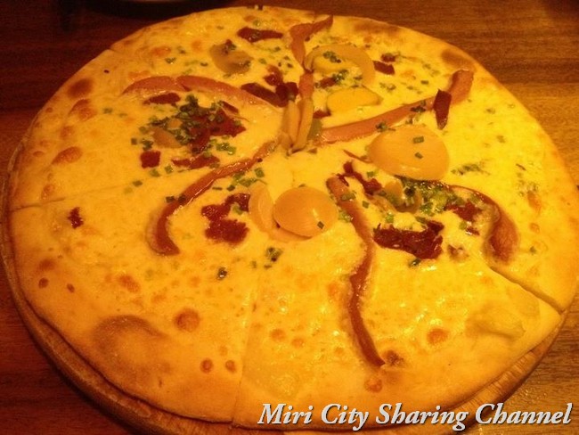 Carbonara Pizza