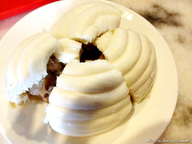 Steamed Guang tang bao