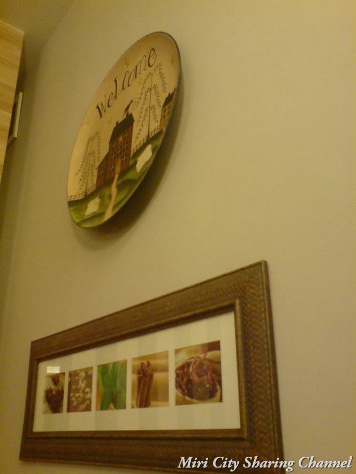 Welcoming decoration on the wall