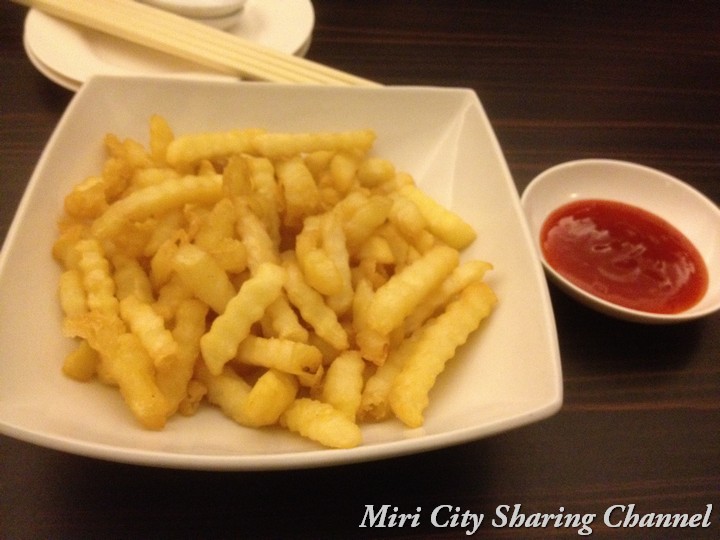 Western Food French Fries with sauce