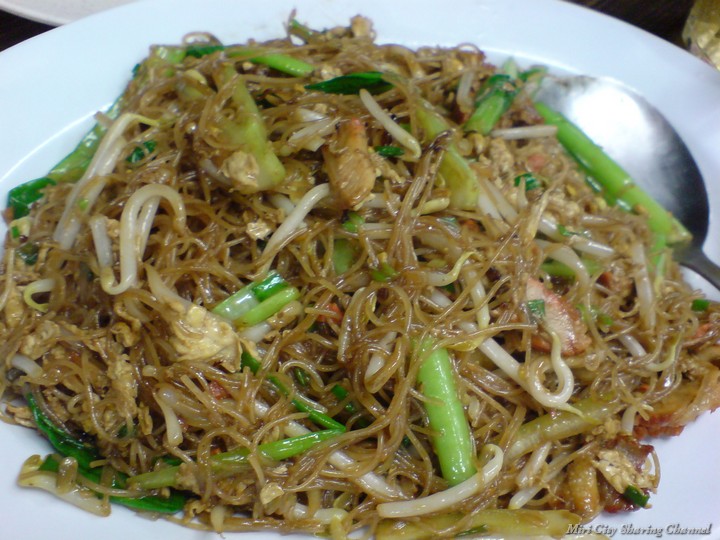 Fried char siu mihun