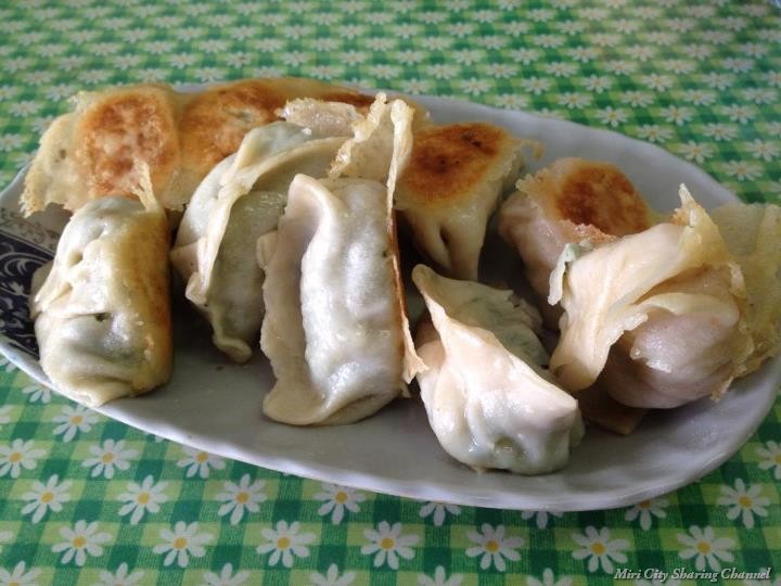 Guo Tie (fried dumplings)