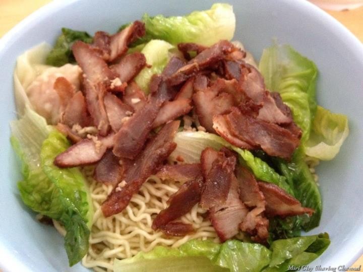 Prawn Wantan Mee with Char Siu (鲜虾云吞面+叉烧)