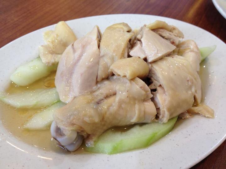 Steamed chicken drum