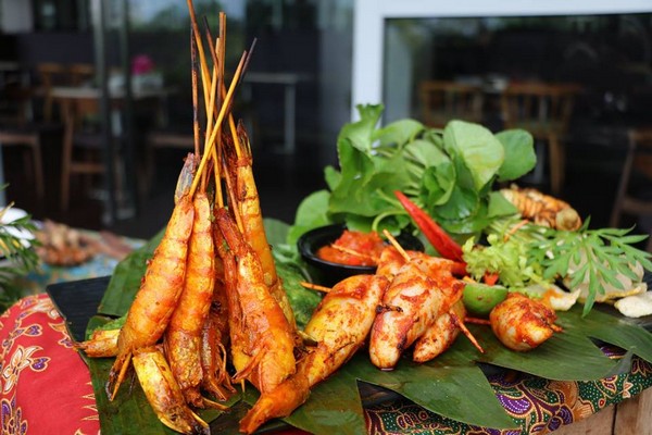 Taste of INDONESIA Buffet at Pullman Miri Waterfront Taste of INDONESIA Buffet at Pullman Miri Waterfront