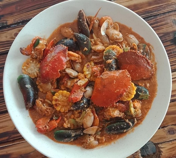 Salted Egg Seafood and Claypot at Dapur Mamaku Miri City - Miri City ...