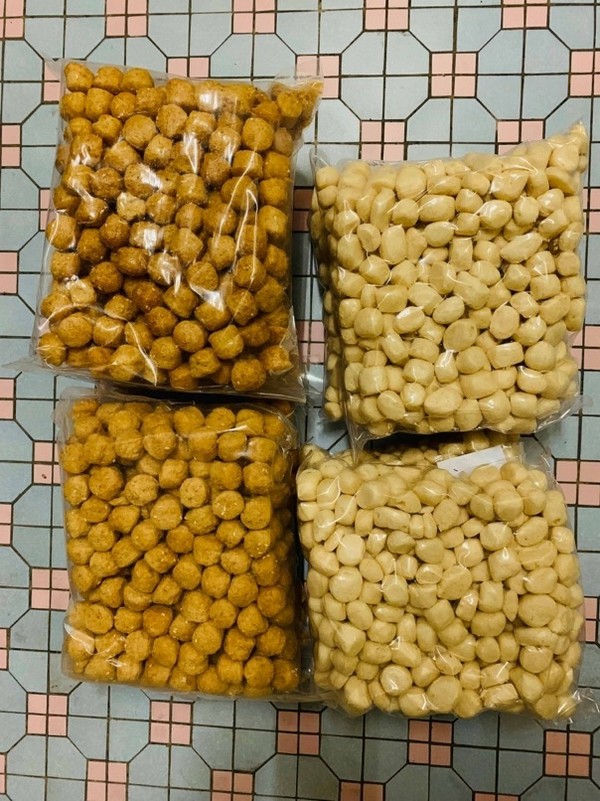 Crispy Yummy Keropok Amplang from Sabah now in Miri City 